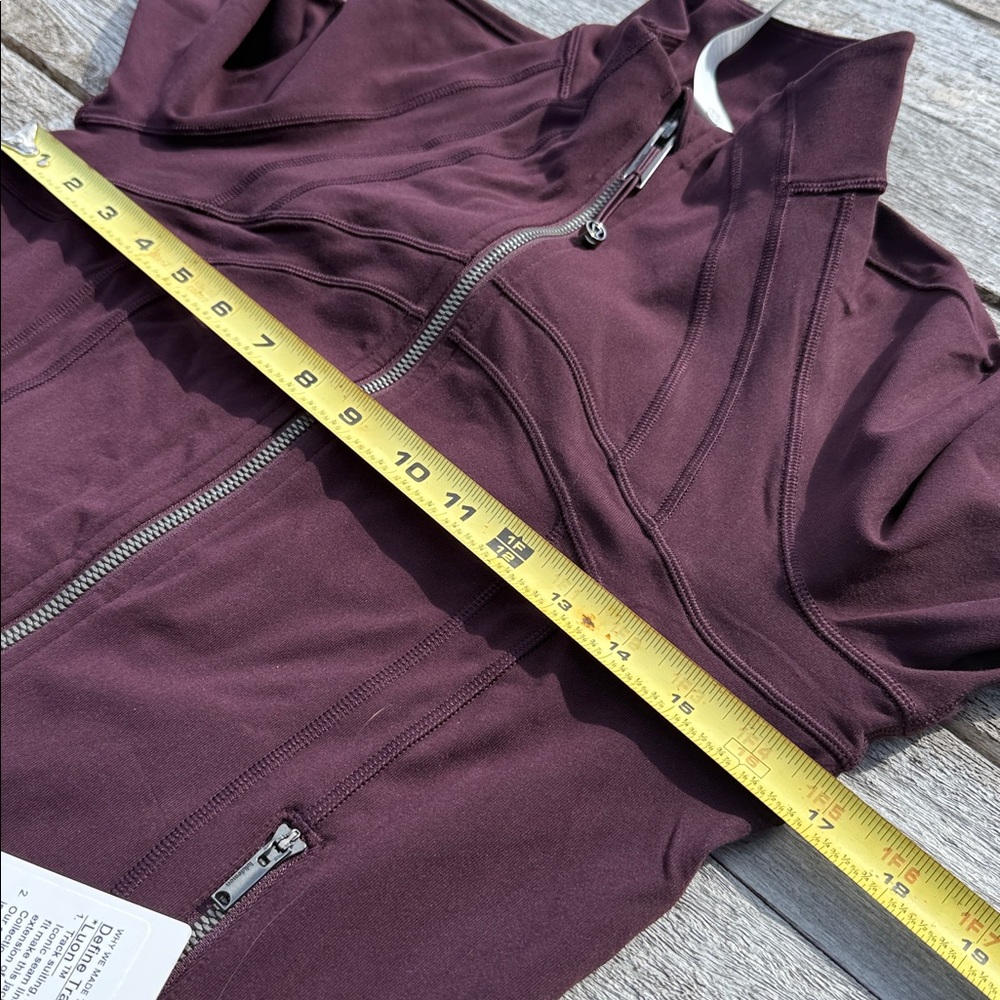 Lululemon Define Track Jacket Luon Black Plum Size 4 NWT 💜✨ - Picture 5 of 7
